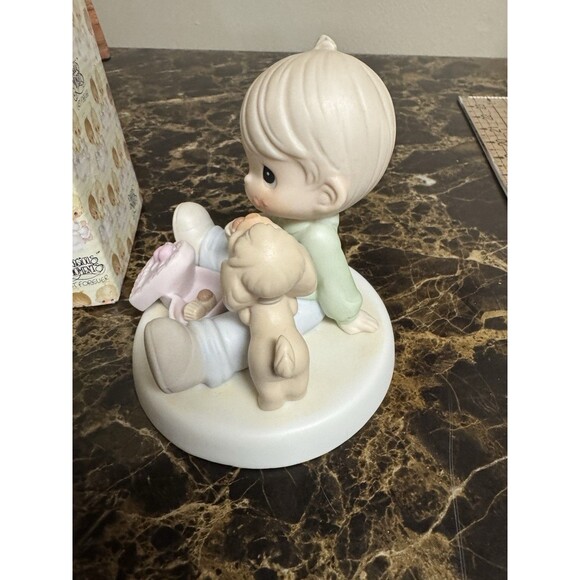 precious moments figurine Sharing Our Christmas Together - Picture 4 of 8